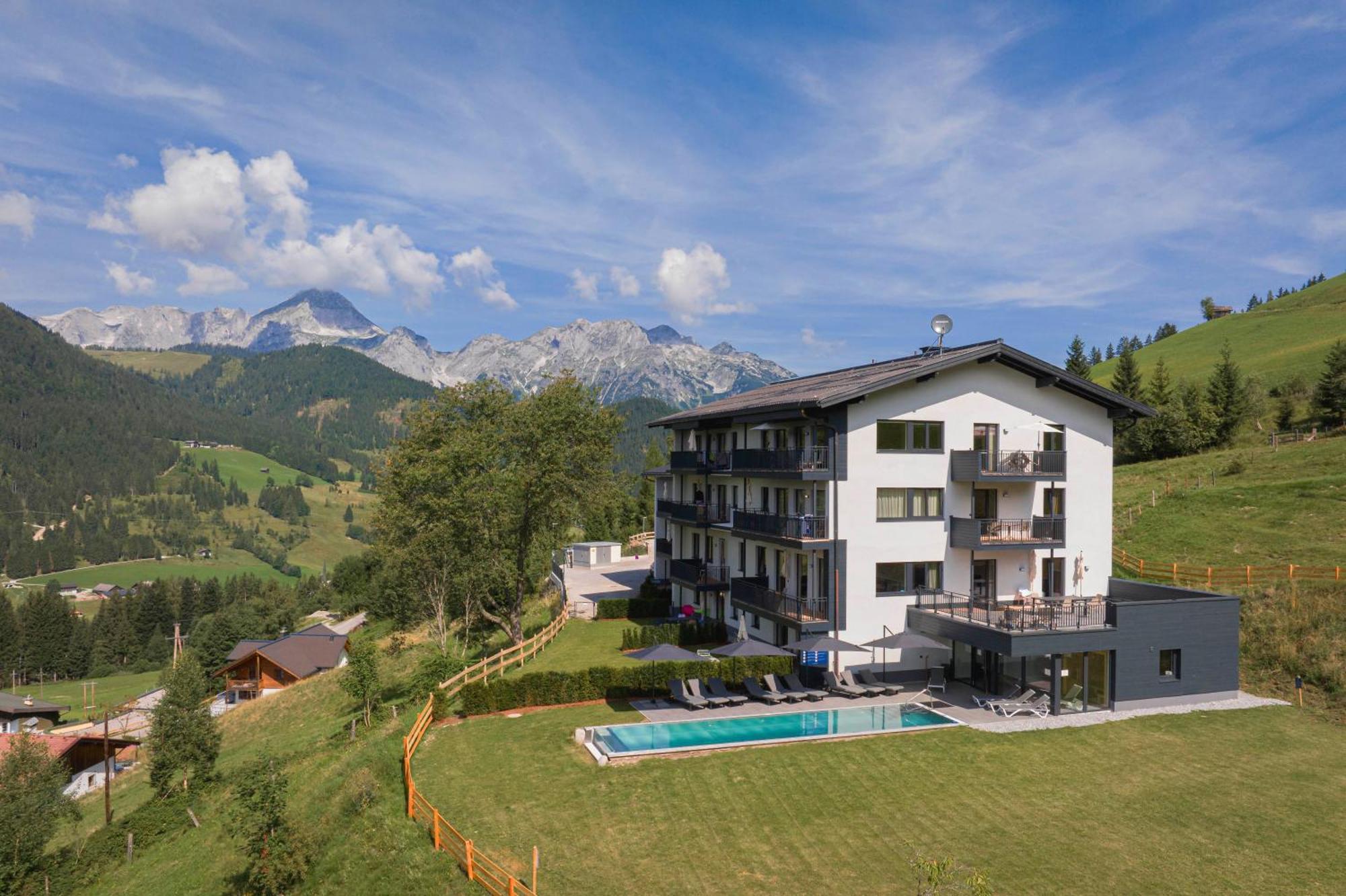 Hideaway Dachstein West By Alps Resorts Санкт-Мартин-ам-Тенненгебирге Экстерьер фото